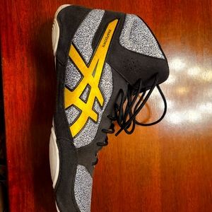 Men's ASICS snapdown blk -yellow white speck sz 13 / worn twice